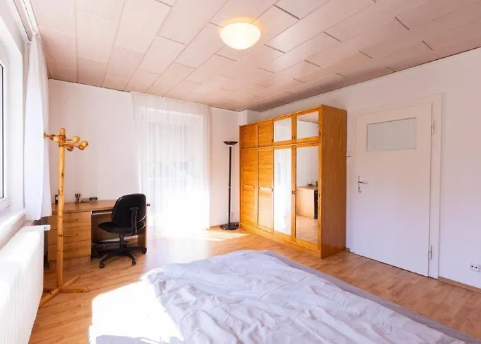 Perle Am Maschsee. Ein Haus Mit Garten Und 4 Zimmern